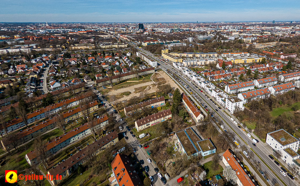 21.03.2023 - Luftbilder von der Baustelle Maikäfersiedlung in Berg am Laim